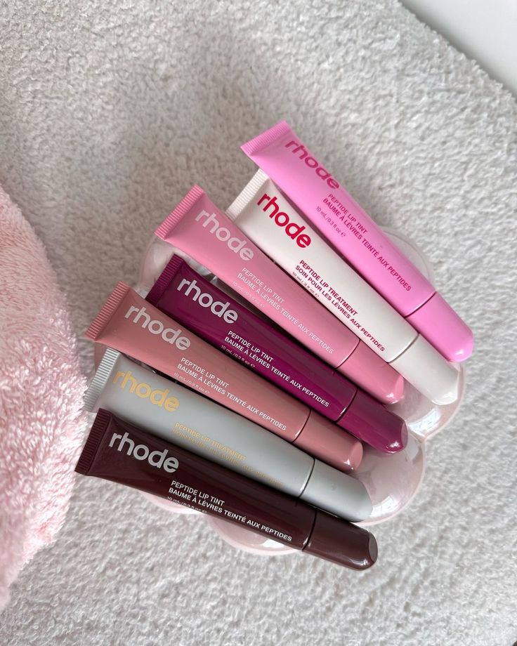 Rhode Gloss Peptide Lip Tint  By Hailey Bieber